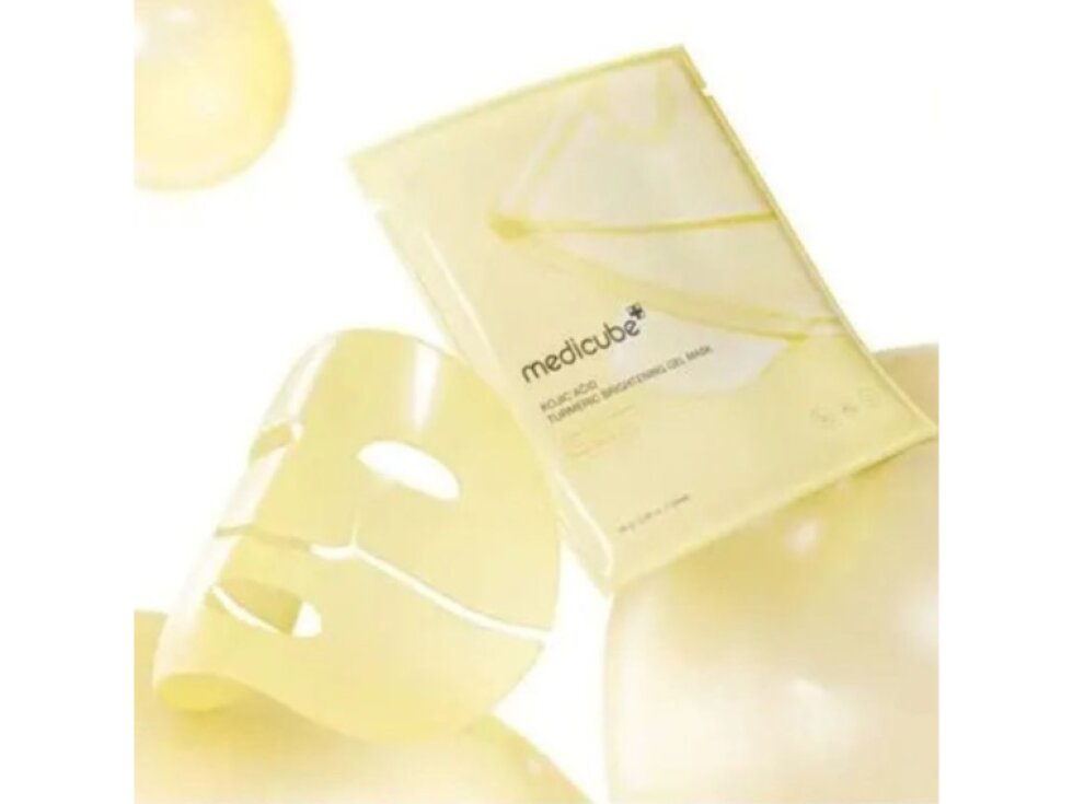 MEDICUBE - KOJIC ACID TURMERIC BRIGHTENING GEL MASK - Luxusní rozjasňující hydrogelová maska s kurkumou a kyselinou kojovou 1 ks