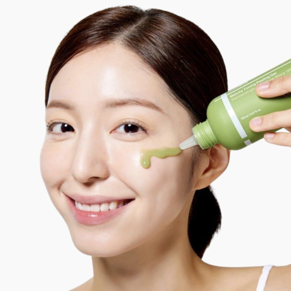 Centellian24 - Madeca Matcha Toning Peeling Gel -Rozjasňující peelingový gel s matchou a TECA 150 ml