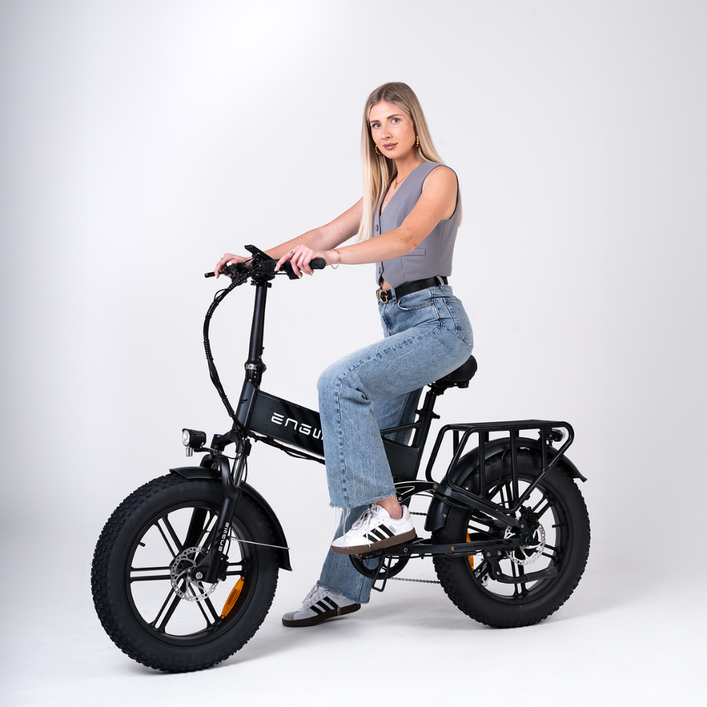 Cucerește dealurile cu zâmbetul pe buze: Cum să alegi o bicicletă electrică care te va duce mai departe decât ți-ai imaginat vreodată