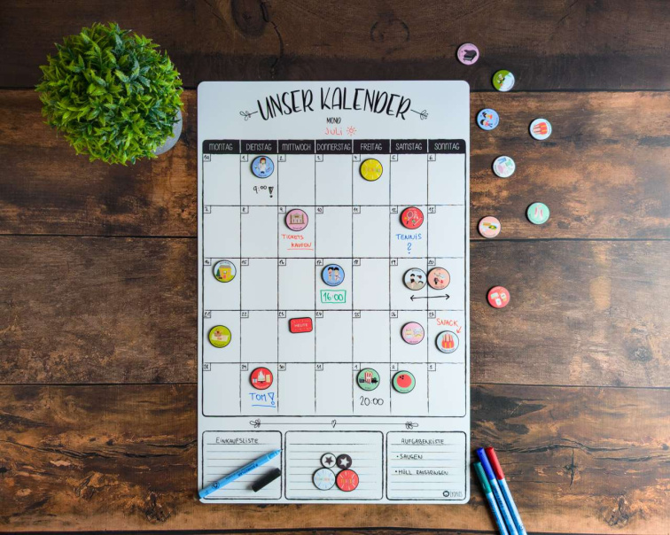 Monthly Magnetic Family Calendar