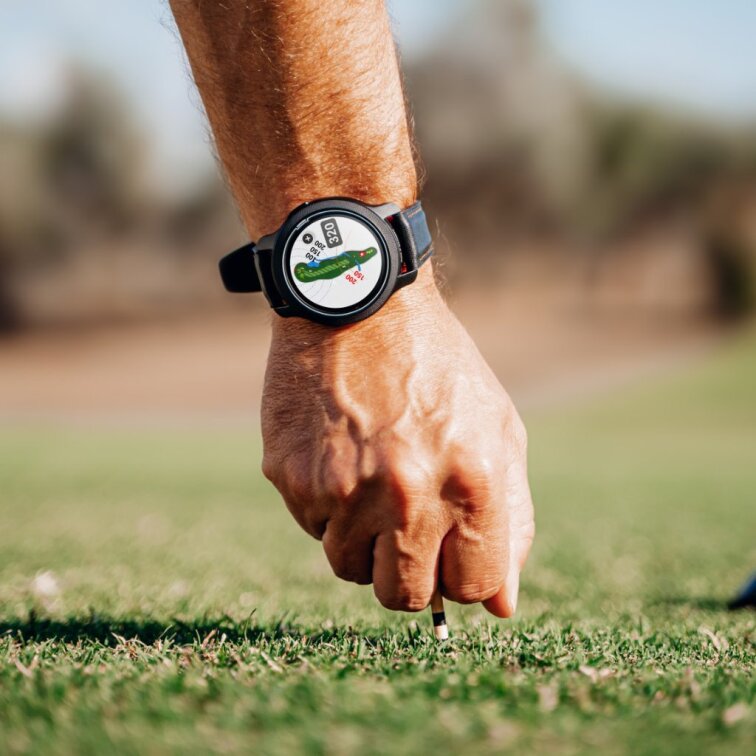 GOLF BUDDY aim W12 Smart GPS hodinky