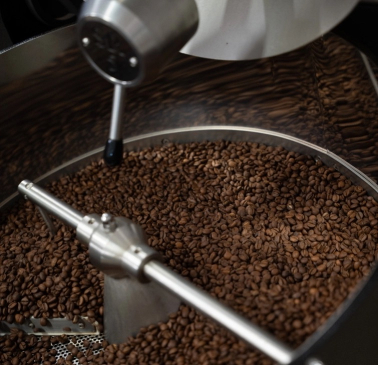 CESTA ZELENÝHO ZRNKA DO PRAŽÍRNY