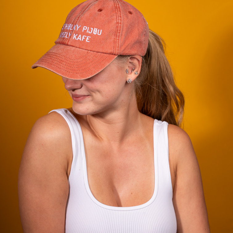 Kšiltovka - Sexy holky pijou kyselý kafe