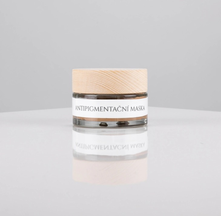 Antipigmentační maska