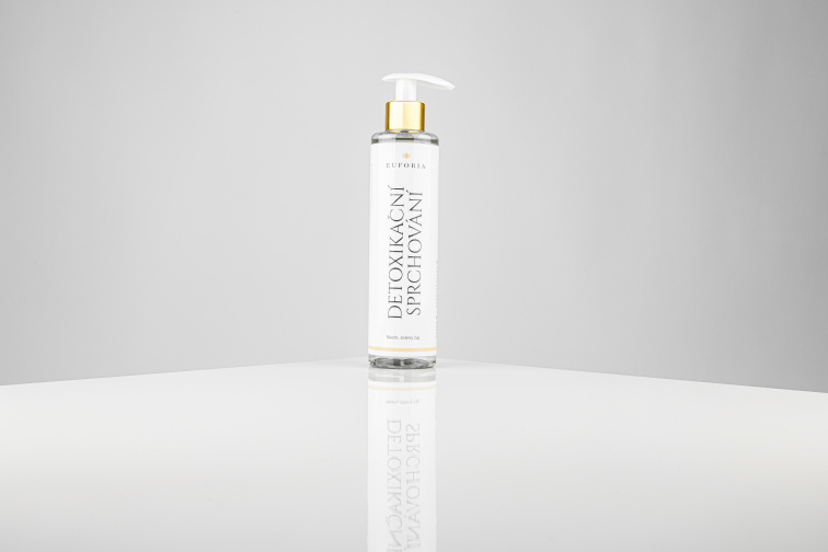 Detoxikační sprchování