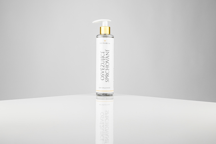 Osvěžující sprchování