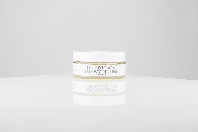 Detoxikační tělový peeling
