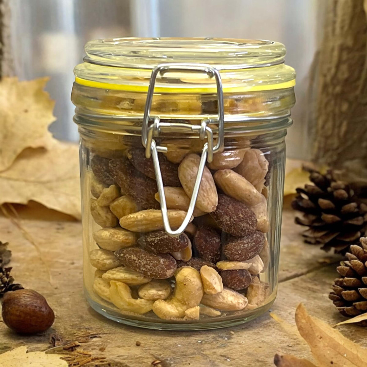 Slaný párty mix v celofánku a kelímku 180g PRO MAMINKU