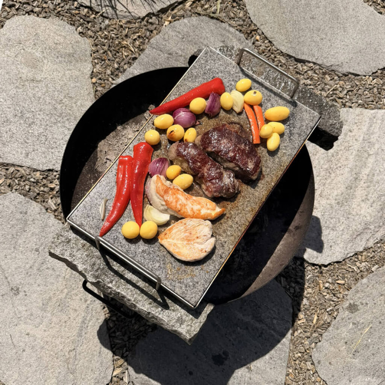 Grilovací kámen 50x30 cm žulový světlý