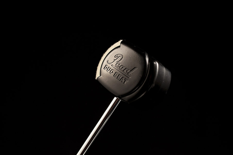 Pearl P-830 - Single pedál k basovému bubnu