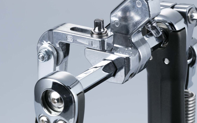 Tama Dyna-Sync Single Pedál k basovému bubnu + Case