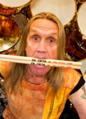 Paiste Signature Dark Energy Mark II Ride Činel 22"