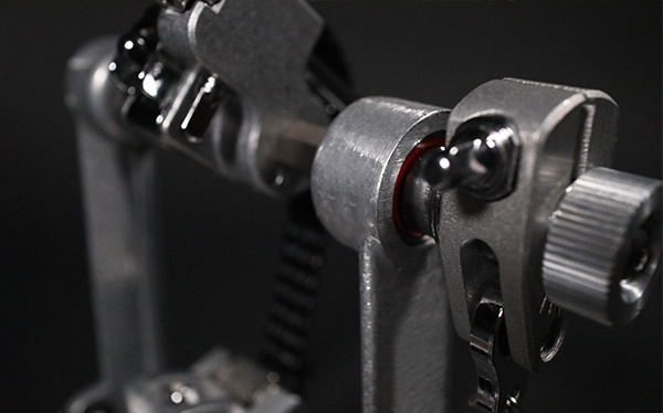 Pearl Eliminator Redline L.T - Single pedál k basovému bubnu