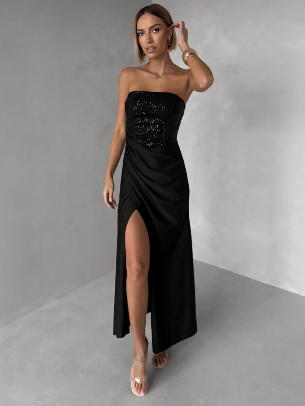 Černé třpytivé společenské dlouhé šaty AVENZA s rozparkem