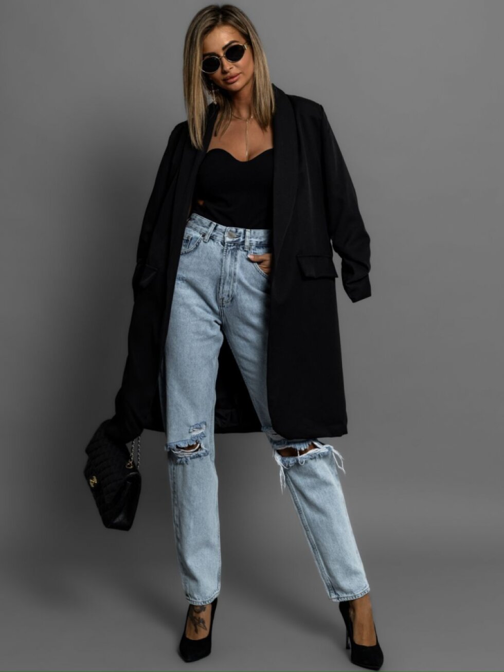 Světlé mom jeans trhané džíny Virgin