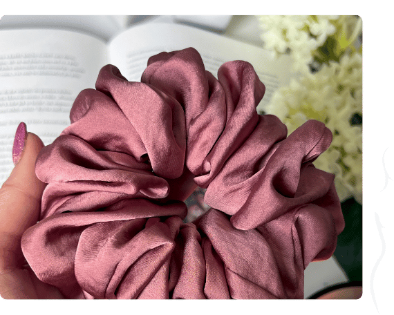 Bohatá scrunchie gumička Peithó - Starorůžová
