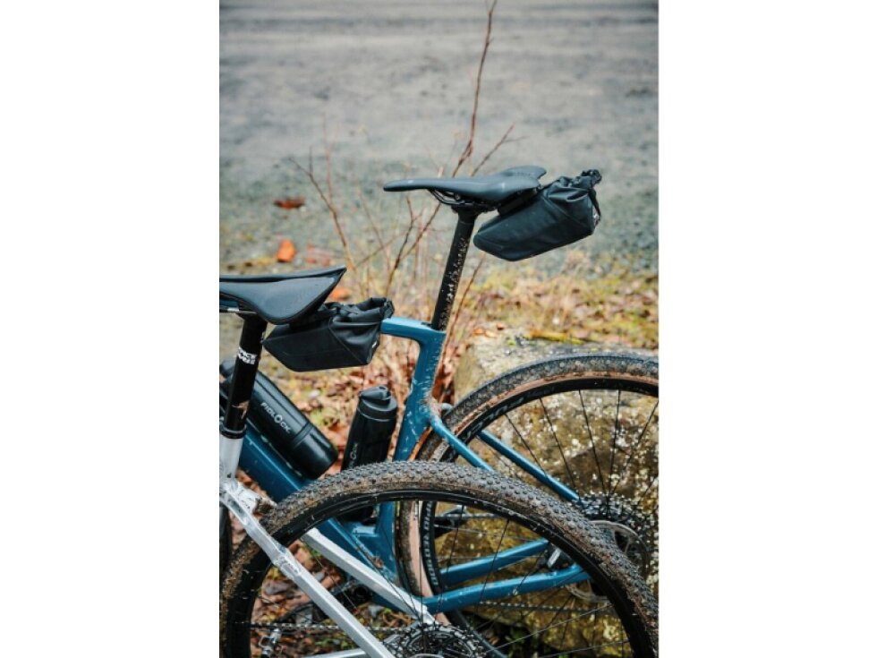 podsedlová brašna FidLock Pinclip SaddleBag M