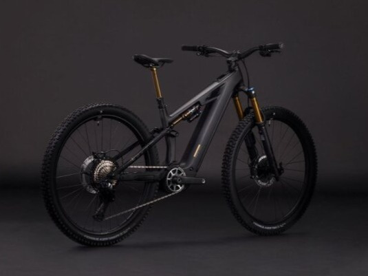 CUBE Stereo Hybrid ONE77 HPC AT 800