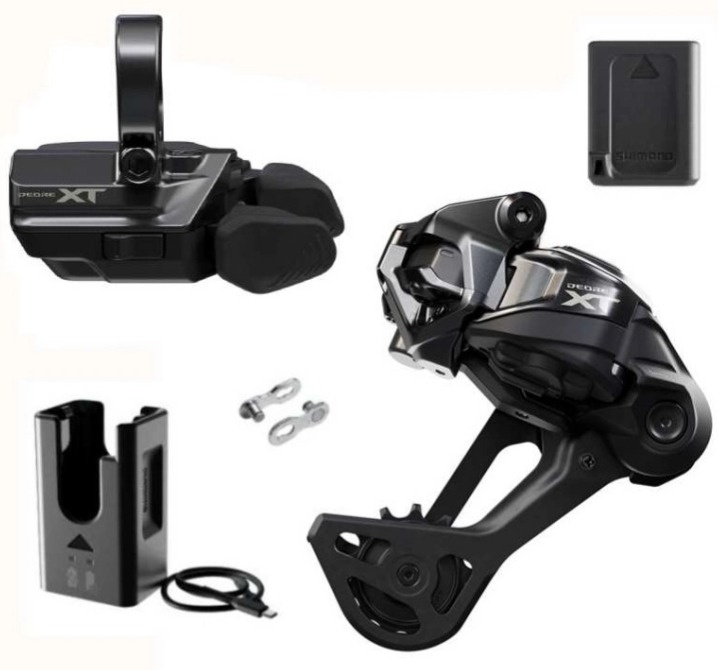 sada Shimano DEORE XT M8200 Di2