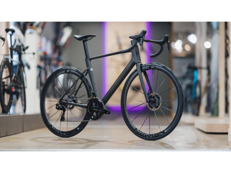 Kolo Cube Litening AIR C:68X SLT golddust´n´prism