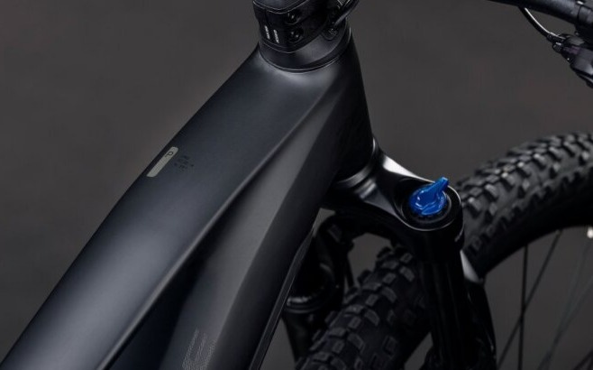 Elektrokolo Cube Reaction Hybrid Pro 800 blackline