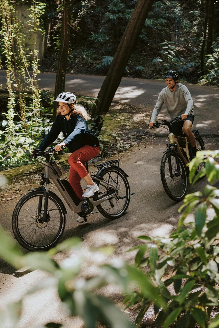 Jak vybrat horské elektrokolo? Kompletní průvodce pro jezdce, kteří chtějí vědět víc.