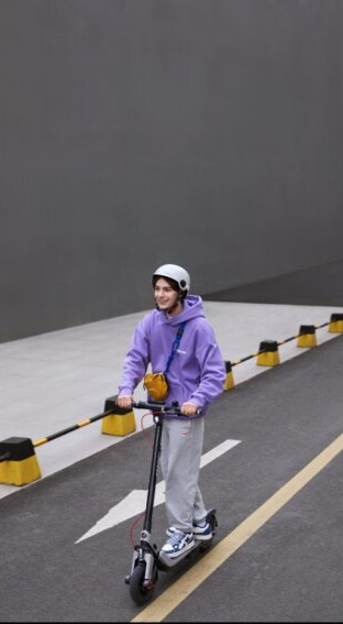 Elektrická koloběžka Ninebot eKickScooter E3 Pro E