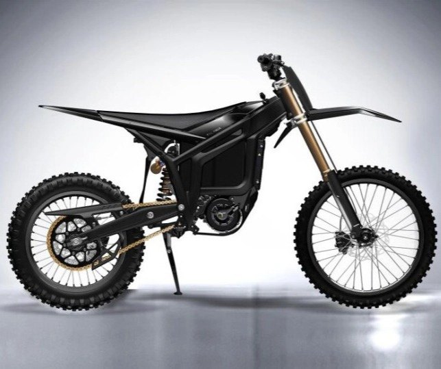 Talaria Komodo L3e 2025 – Elektrická Motorka s Výkonem 32 kW