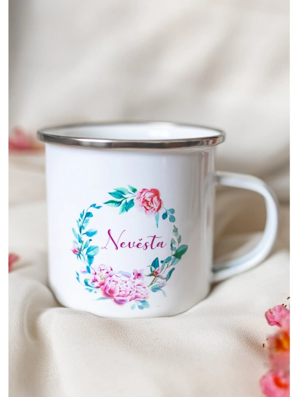 Bílý plecháček - Nevěsta pivoňky