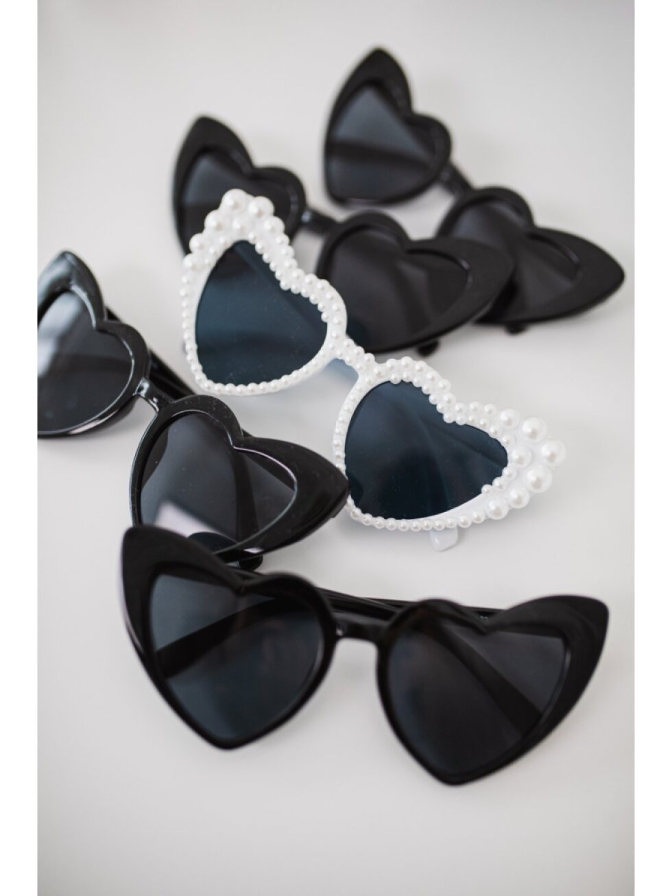 Srdíčkové brýle bílé