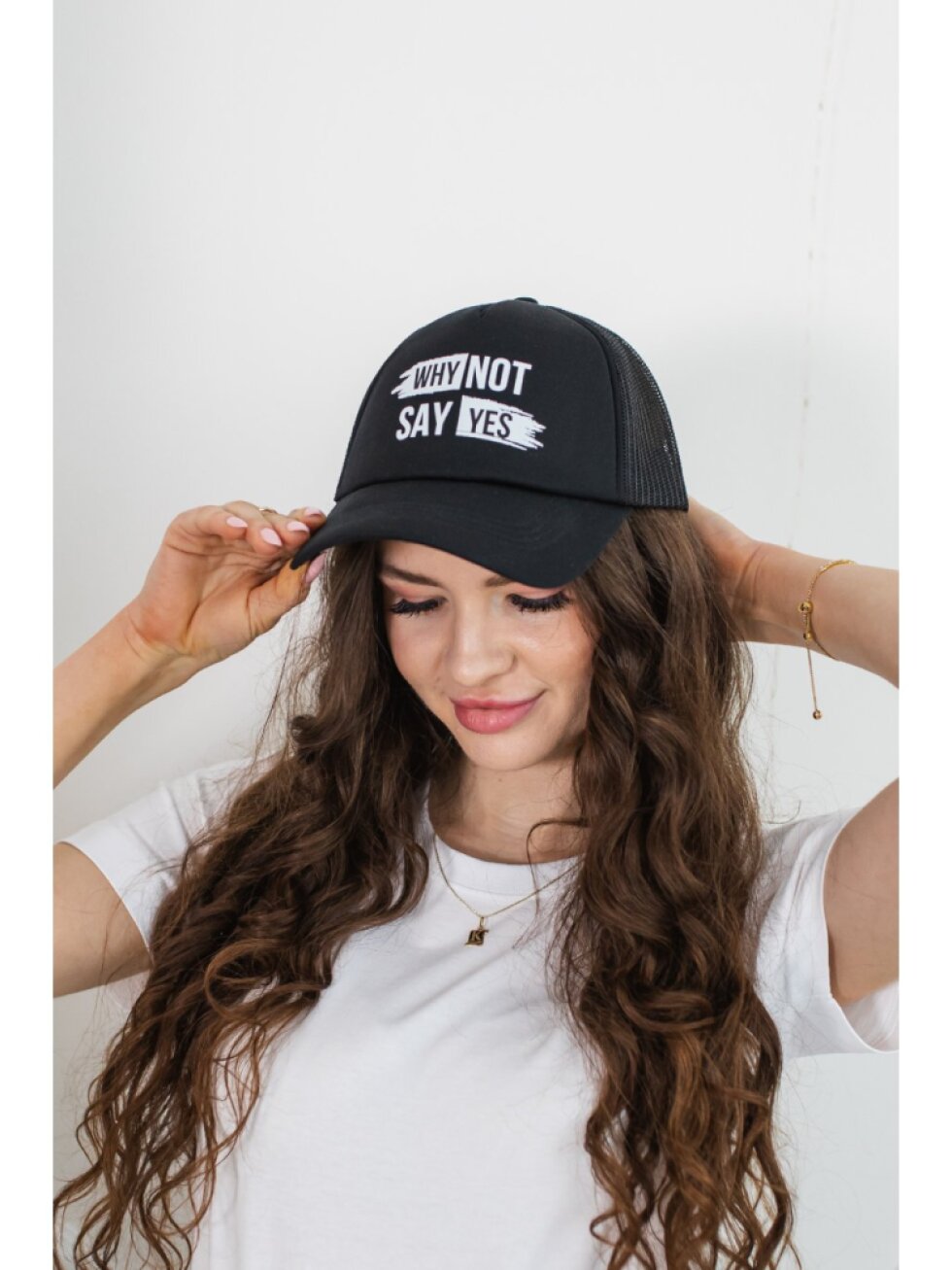 Černá kšiltovka - Why not