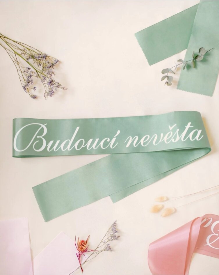 Šerpa taftová Sage green - Budoucí nevěsta