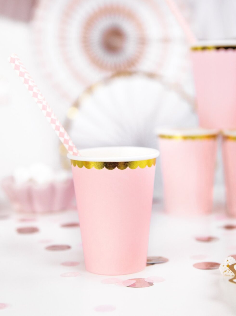 Party kelímky růžové – papírové kelímky na oslavu