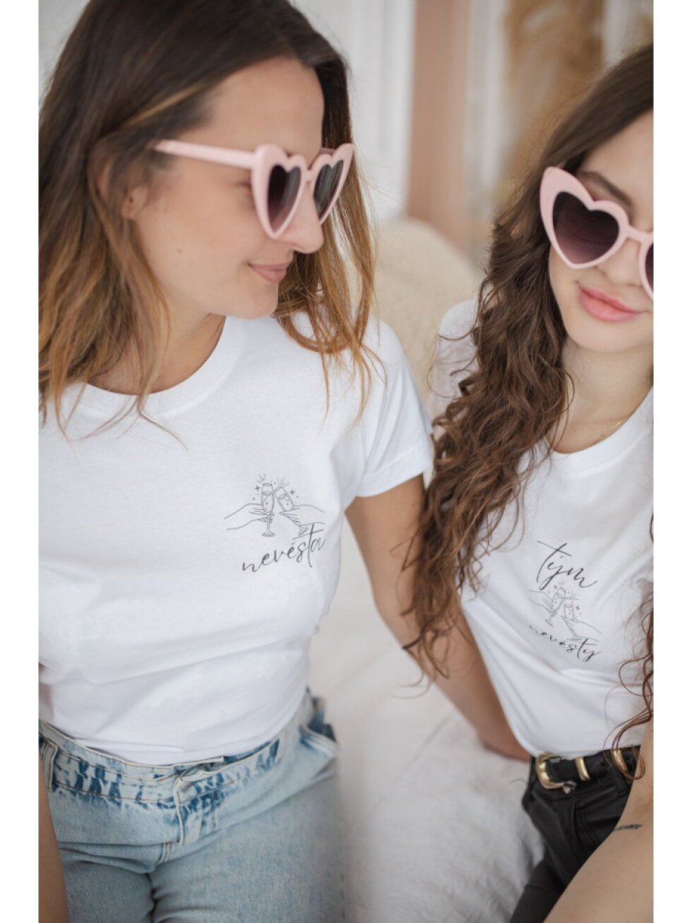 Basic tričko Tým nevěsty cheers