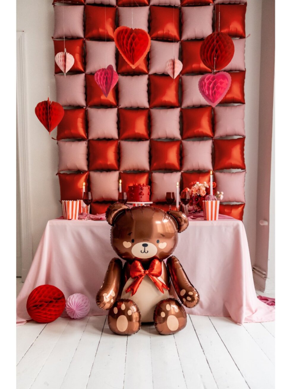 Dekorace papírové honeycomb srdce – mix barev 20–30 cm (3 ks)