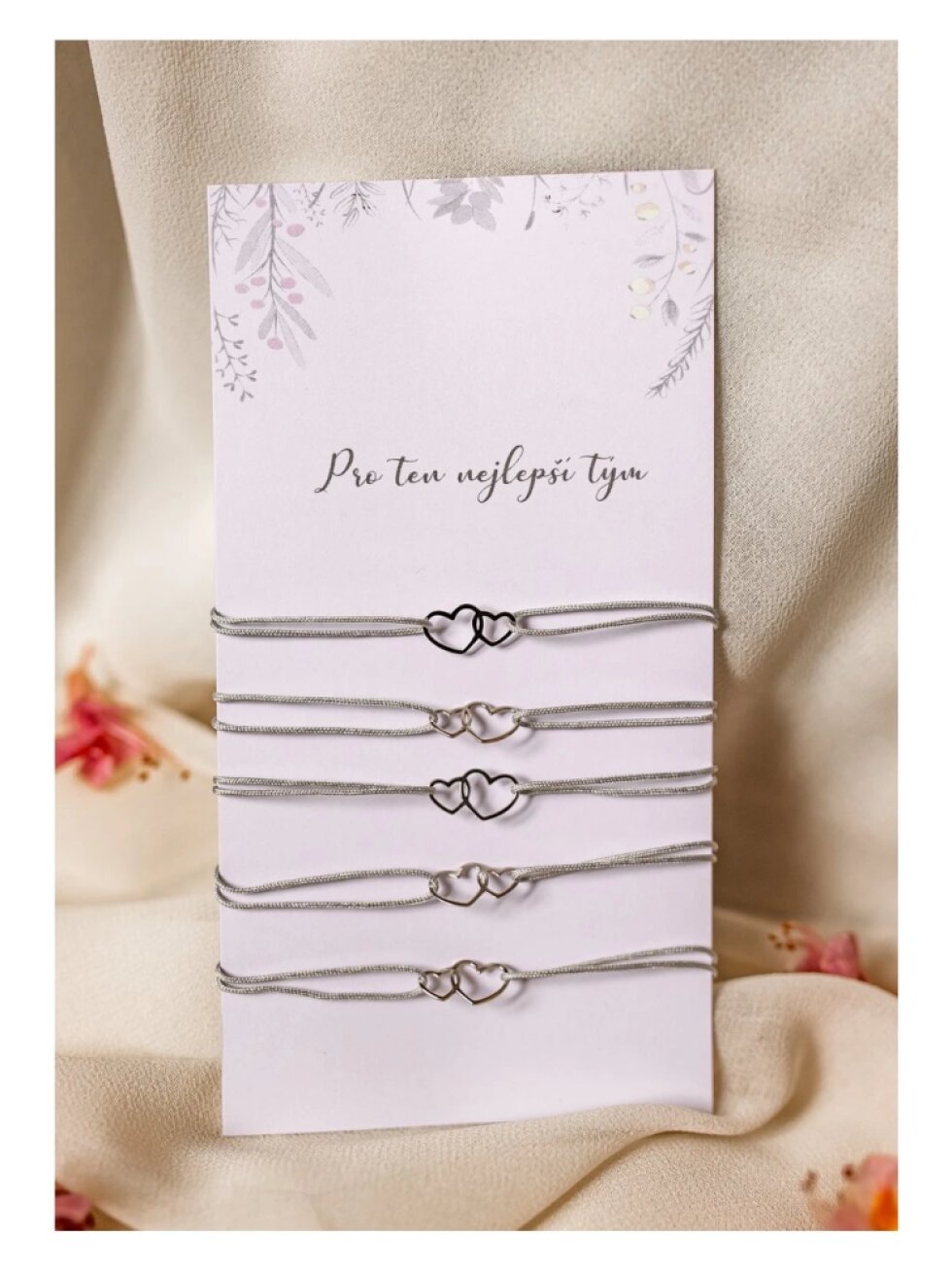 Náramek stříbrná srdíčka pro tým