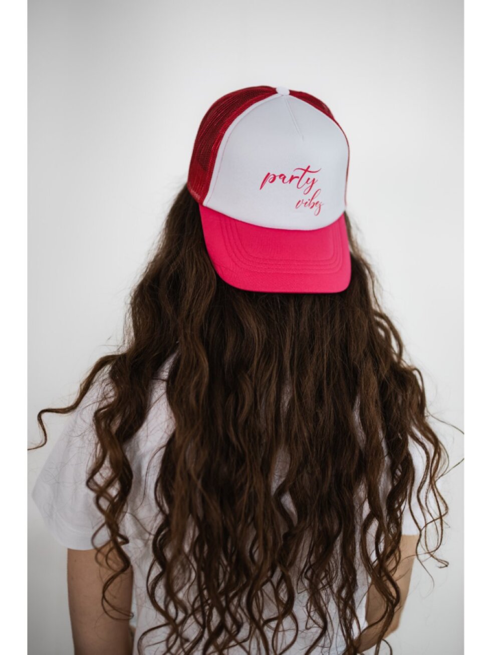 Růžovo-bílá kšiltovka - Party vibes