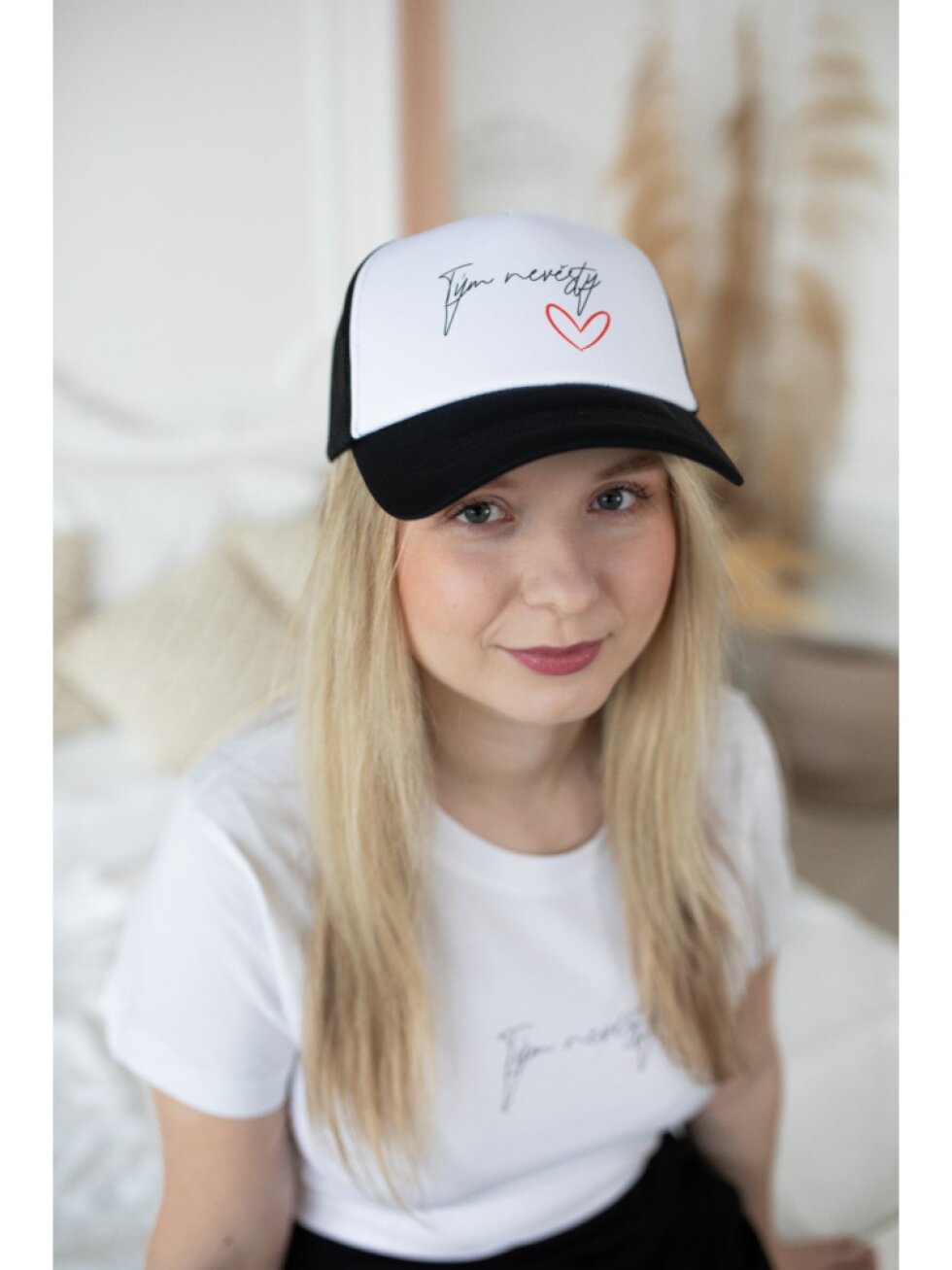 Černo-bílá kšiltovka - Tým nevěsty