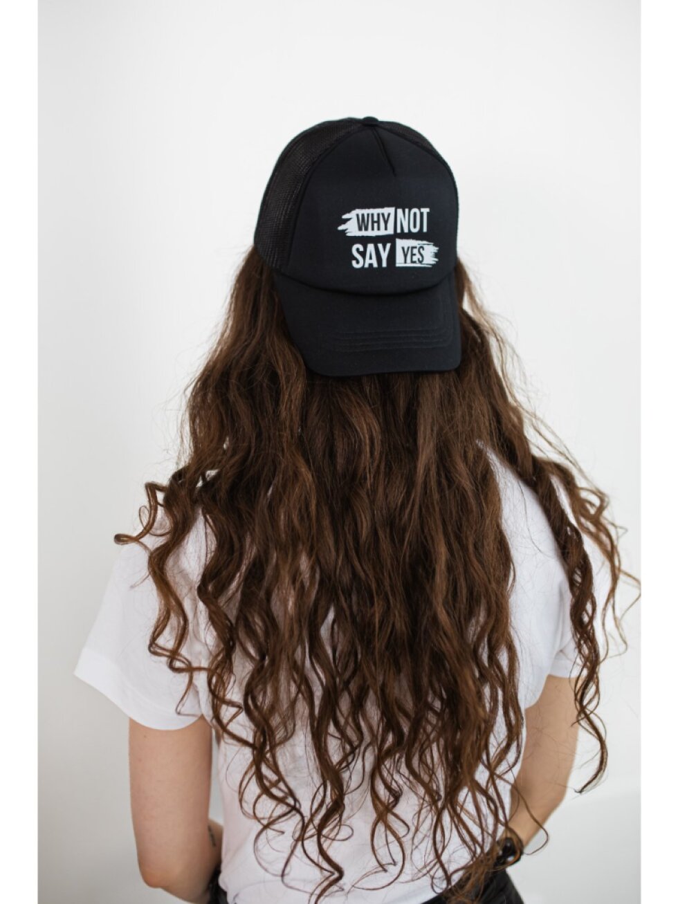 Černá kšiltovka - Why not