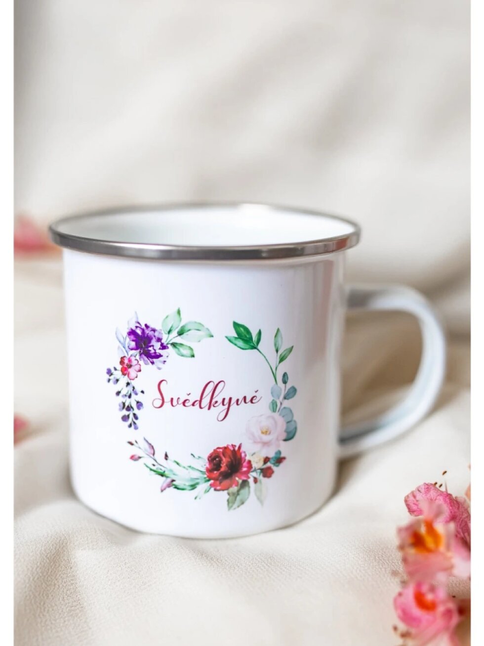 Bílý plecháček - Svědkyně růže