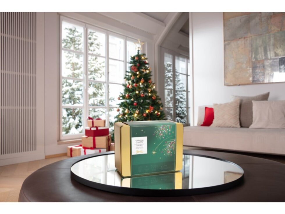 Yankee Candle Vánoční dárková sada svíčka 368 g + 12 × 9,8 g + svícen + nůžky na knot