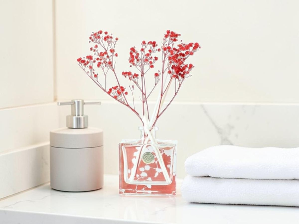 Difuzér LIFE IN BLOOM - WINTER ROSE & JASMINE 150 ml