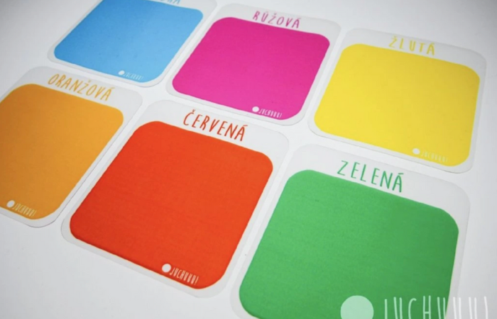 7 jednoduchých Montessori tipů, jak naučit děti barvy