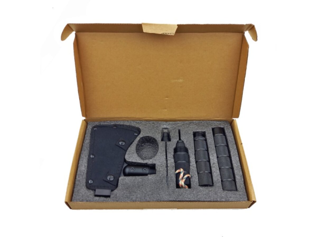 Outdoorová sekera "CAMPING MASTER" 10in1!