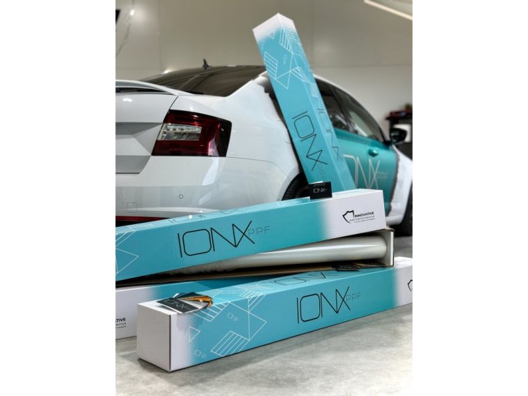 IONXppf - BLACK gloss