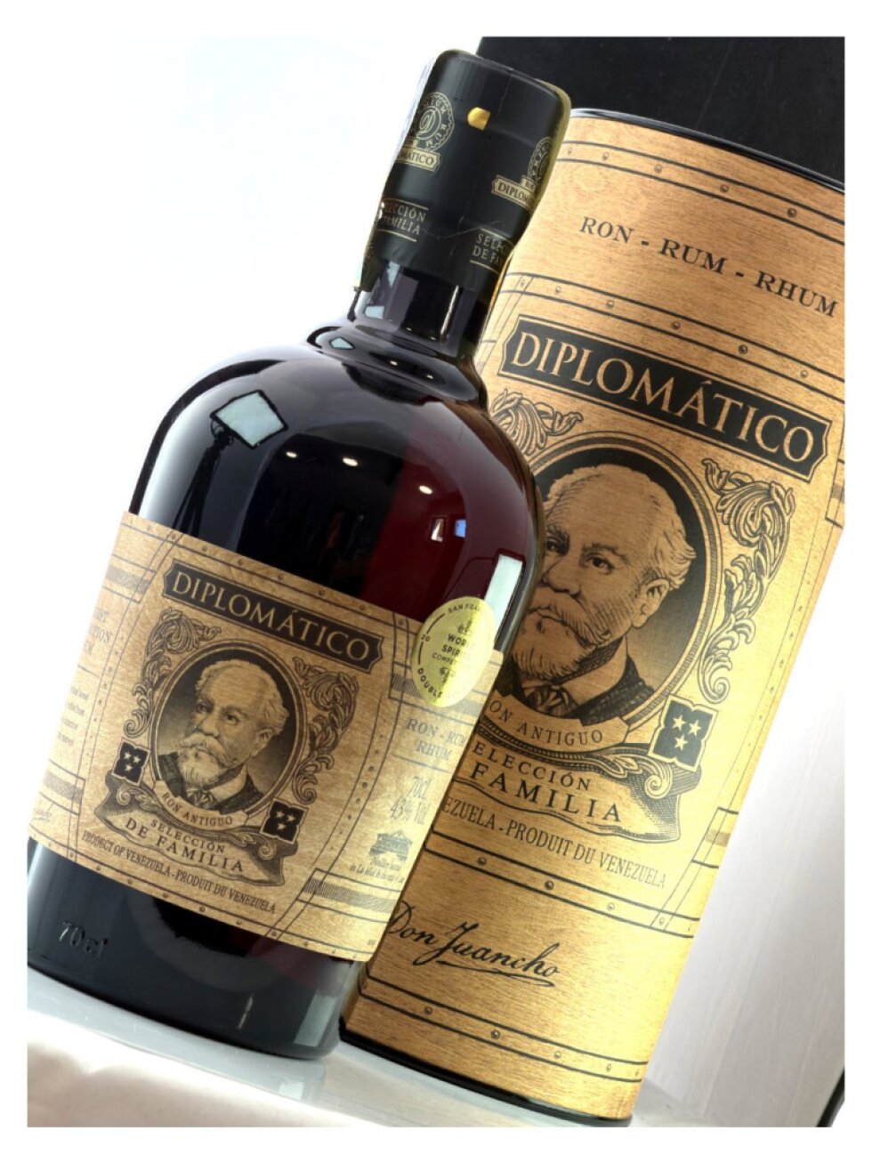 Diplomático Seleccion de Familia 43% 0,7l (dárková tuba)