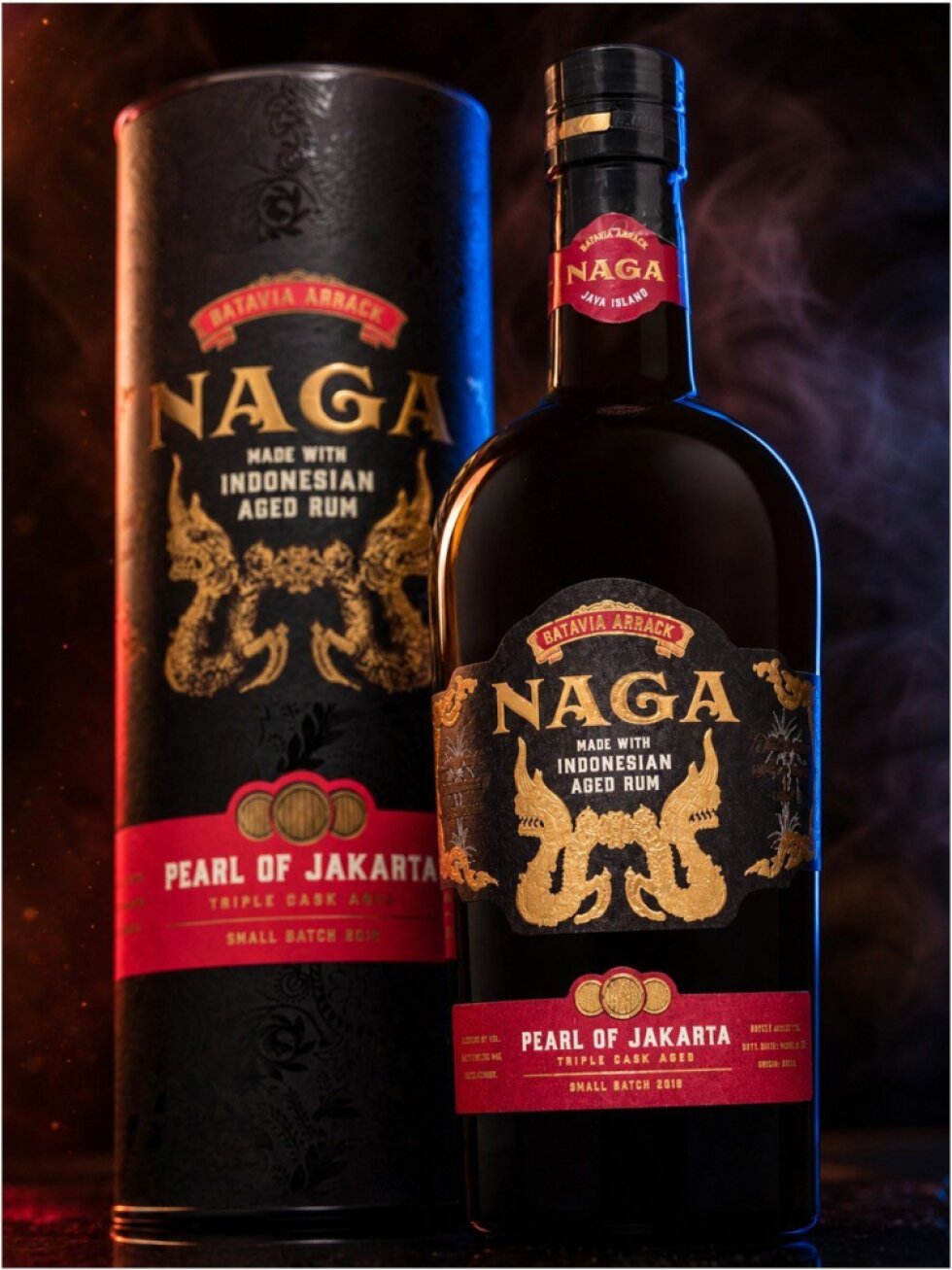 Naga Pearl of Jakarta 42,7% 0,7l (dárková tuba)