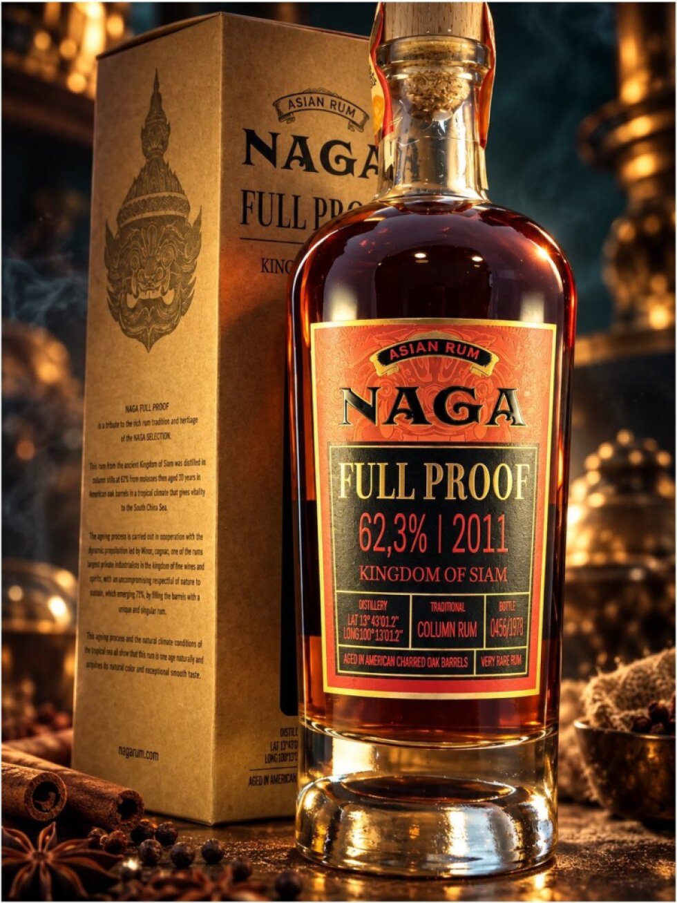 Naga Full Proof Kingdom of Siam 2011 62,3% 0,7l (dárková krabice)