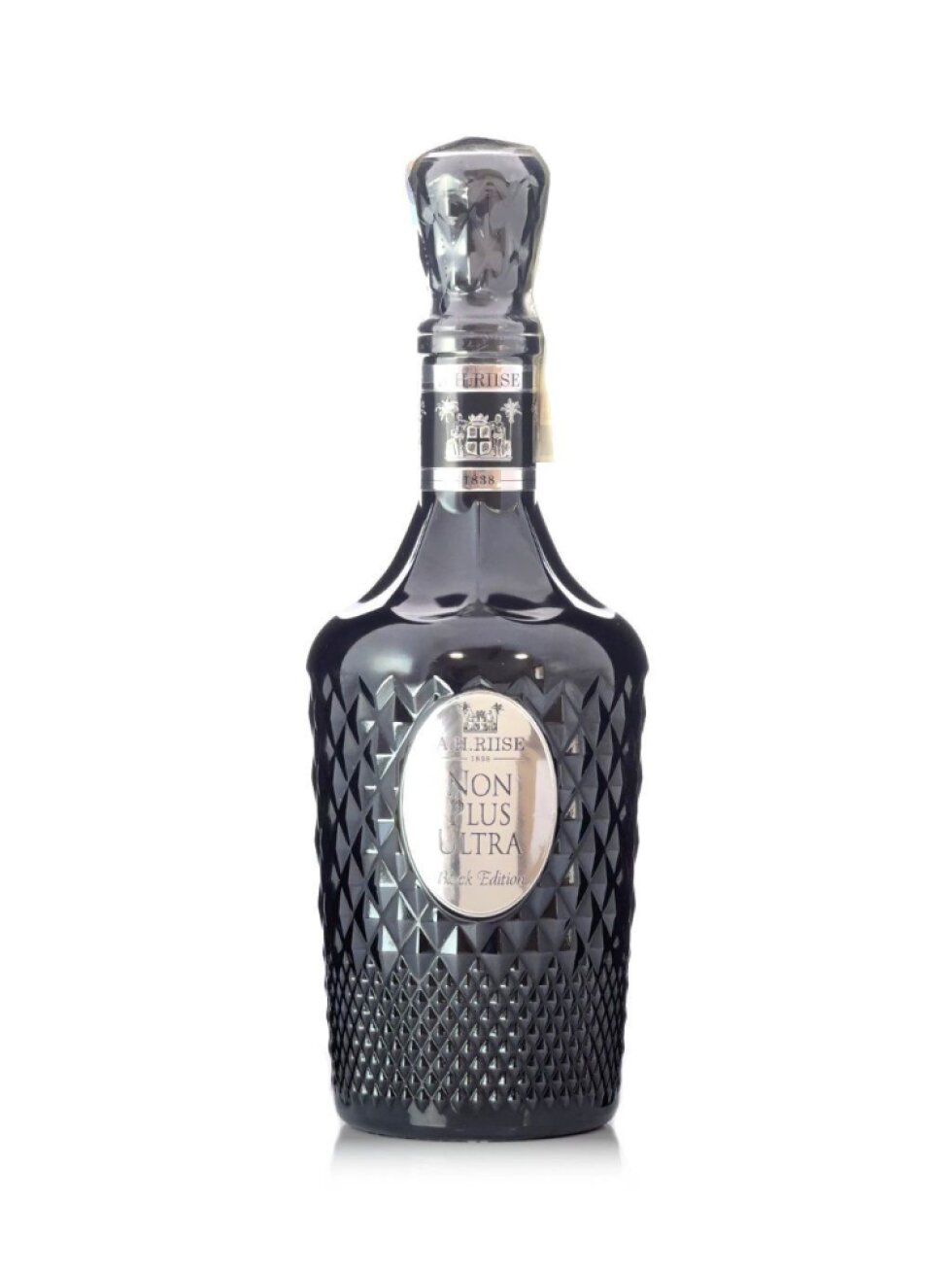 A.H. Riise Non Plus Ultra Black Edition 42% 0,7l (holá lahev)