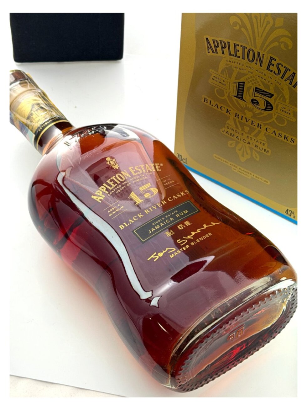 Appleton Estate 15YO Black River Casks 43% 0,7l (dárková krabice)